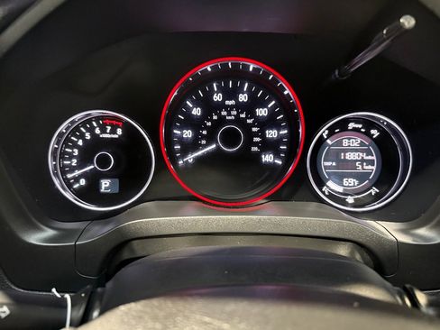 Used 2018 Honda HR-V EX image 12