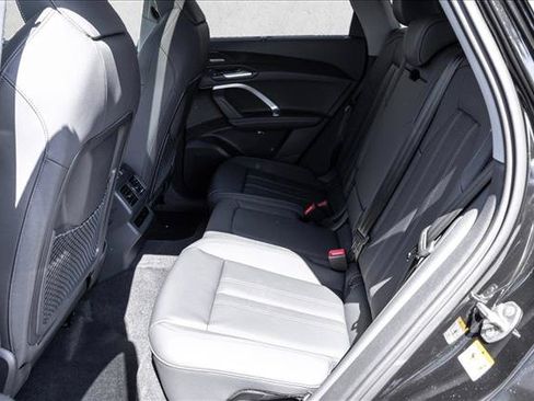 New 2026 Audi Q5 Premium Plus AWD/4WD image 21