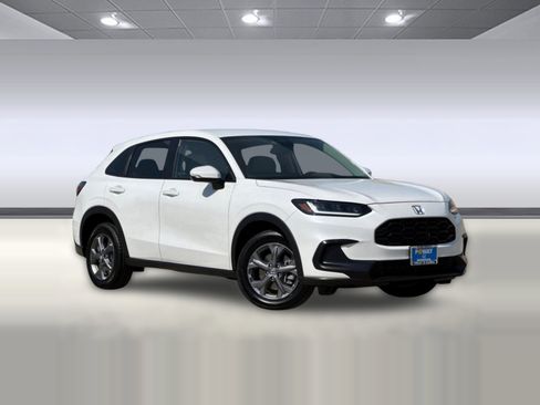 New 2026 Honda HR-V LX image 6
