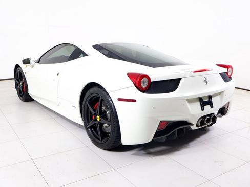 Used 2012 Ferrari 458 Italia Coupe RWD image 3