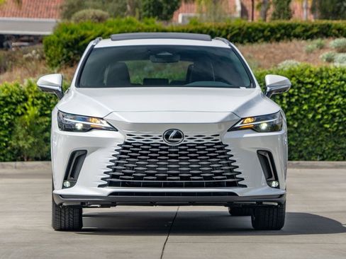 New 2026 Lexus RX 450h AWD image 3