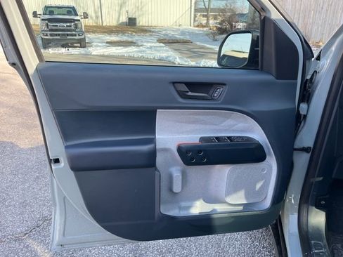 Used 2024 Ford Maverick XLT w/ XLT Luxury Package image 13