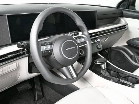 New 2026 Hyundai Tucson SEL image 15