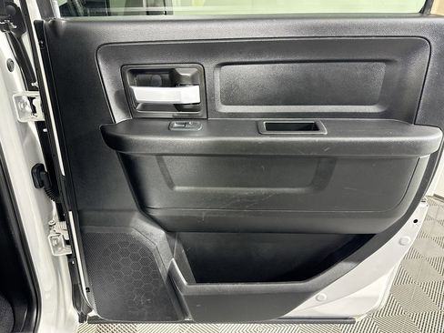 Used 2019 RAM 3500 Tradesman image 26