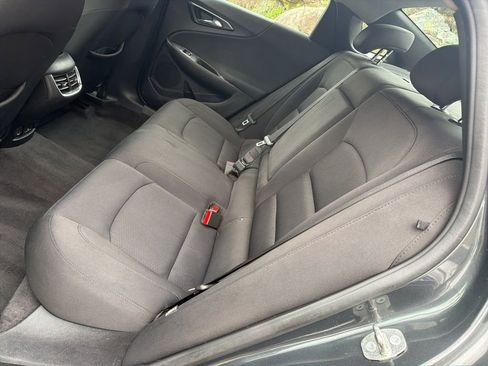 Used 2018 Chevrolet Malibu LT FWD image 18