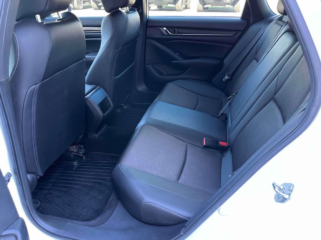 Used 2020 Honda Accord Sport image 16