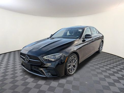 Used 2022 Mercedes-Benz E 350 4MATIC Sedan image 1