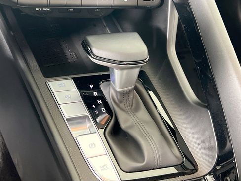 Used 2023 Hyundai Elantra Limited w/ Cargo Package FWD image 17