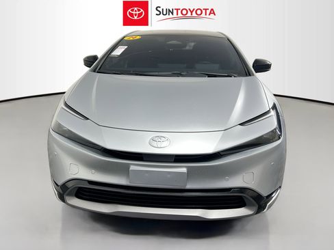 Used 2024 Toyota Prius Limited FWD image 10