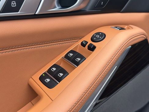 Certified 2024 BMW X5 xDrive40i w/ Premium Package image 20