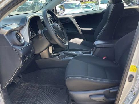 Used 2013 Toyota RAV4 XLE AWD/4WD image 17