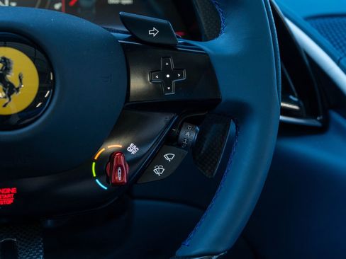 Certified 2025 Ferrari Roma Spider RWD image 37
