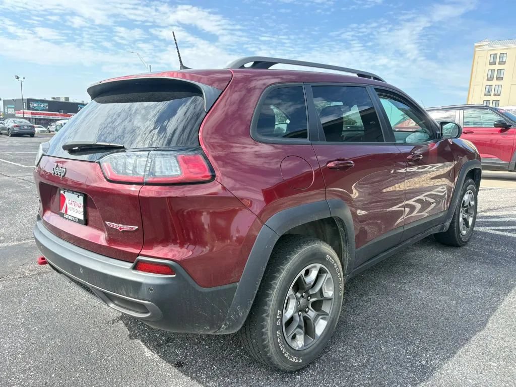 Used 2019 Jeep Cherokee Trailhawk w/ Cold Weather Group AWD/4WD image 5