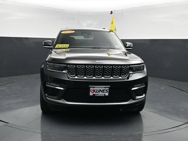 Used 2022 Jeep Grand Cherokee Summit AWD/4WD image 2