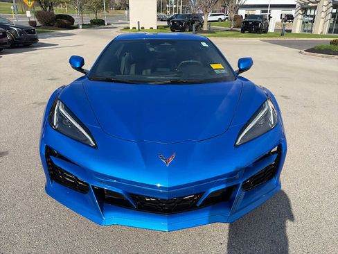 Used 2025 Chevrolet Corvette Z06 w/ Chrome Exterior Badge Package image 6