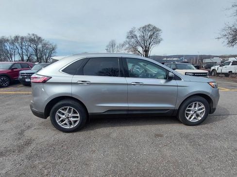 Used 2023 Ford Edge SEL w/ Convenience Package image 8