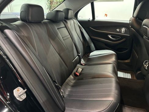 Used 2018 Mercedes-Benz E 300 4MATIC image 47