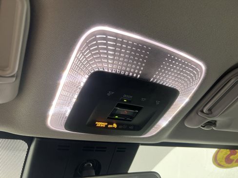 Used 2023 Toyota Prius LE FWD image 22