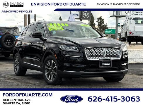 Used 2023 Lincoln Nautilus Reserve image 1