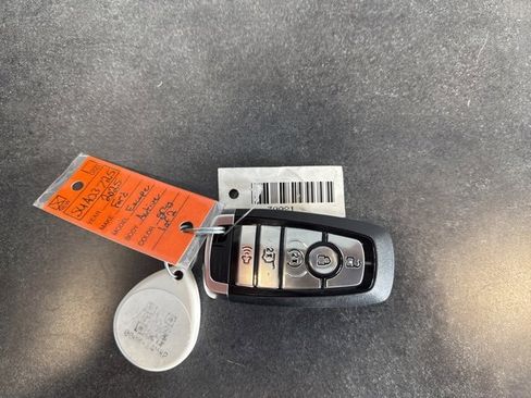 Used 2025 Ford Escape Active w/ Active Premium Tech Pack image 32