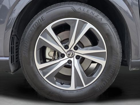 Used 2025 Lexus RX 350 Premium w/ Accessory Package (Z1) FWD image 37