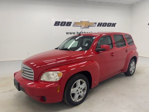 Used 2009 Chevrolet HHR LT image 1