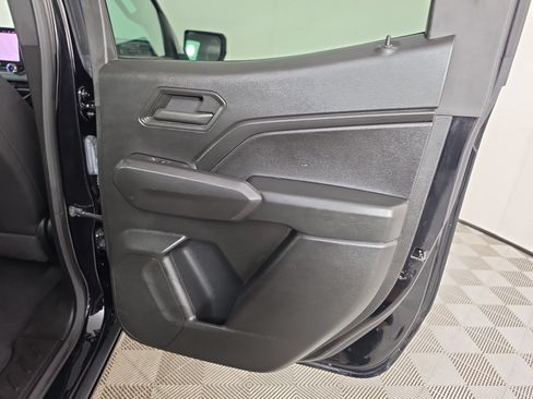 Used 2024 Chevrolet Colorado Trail Boss w/ Technology Package AWD/4WD image 39