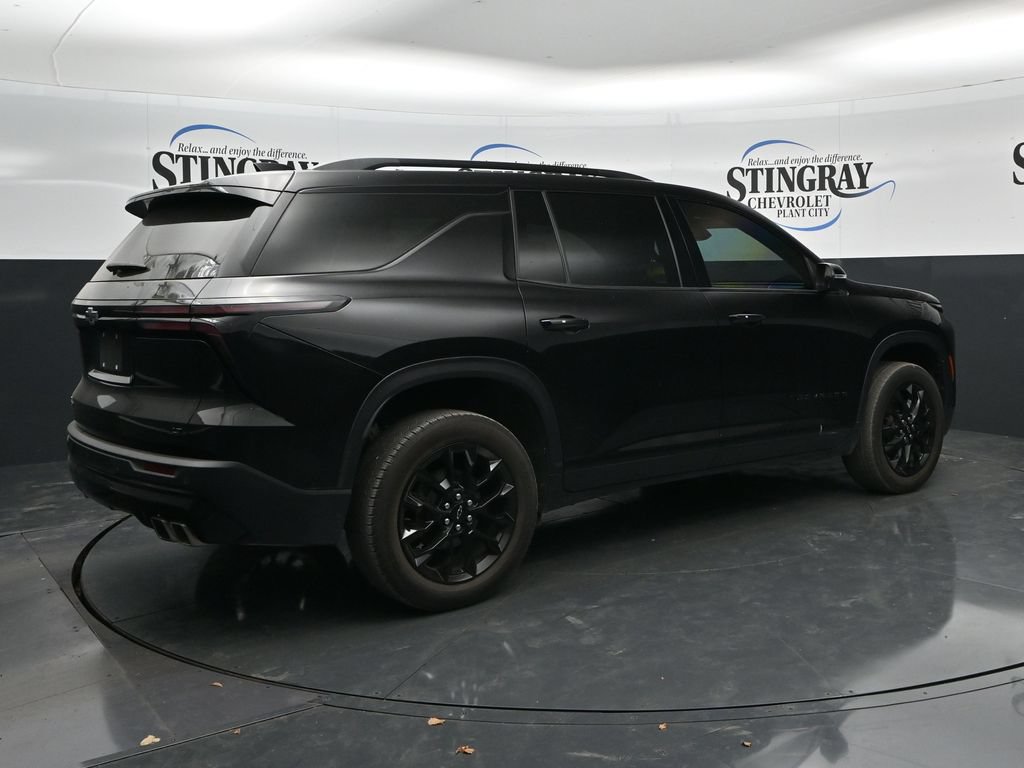 Used 2024 Chevrolet Traverse LT w/ Midnight/Sport Edition FWD image 7