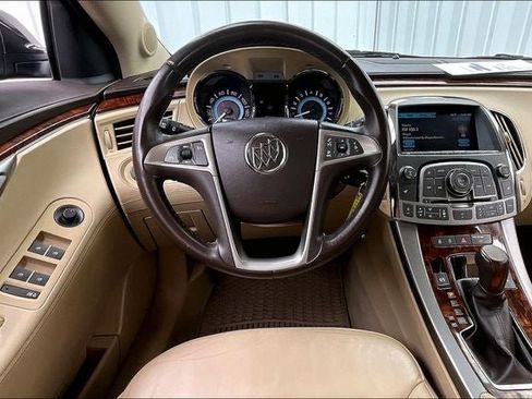 Used 2013 Buick LaCrosse Leather FWD image 5