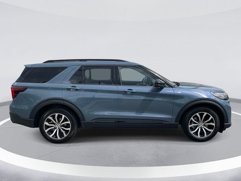 New 2026 Ford Explorer ST-Line w/ Premium Package RWD image 3