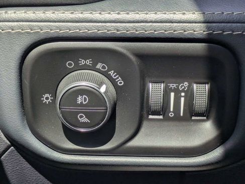 Used 2020 RAM 1500 Limited AWD/4WD image 25