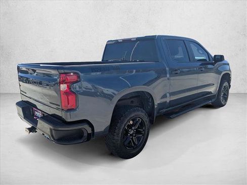 Used 2021 Chevrolet Silverado 1500 Custom Trail Boss w/ LPO, Dark Essentials Package image 5