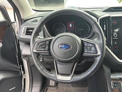 Used 2023 Subaru Ascent Touring AWD/4WD image 10