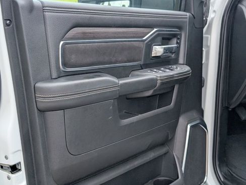 Used 2026 RAM 2500 Laramie AWD/4WD image 14