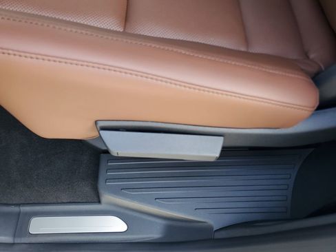 New 2025 Lincoln Navigator Reserve image 13