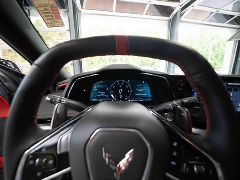 Used 2020 Chevrolet Corvette Stingray Preferred Cpe w/ 2LT Preferred Equipment Group RWD image 16