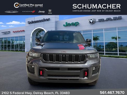Used 2022 Jeep Grand Cherokee Trailhawk AWD/4WD image 2