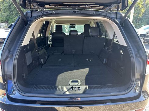 Used 2021 Lincoln Aviator 2WD w/ Class IV Trailer Tow Package image 31