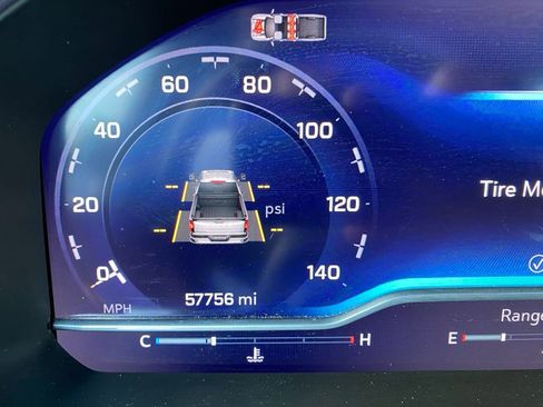 Used 2024 Chevrolet Silverado 2500 LT image 12