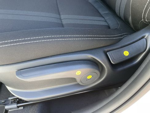 Certified 2026 Hyundai Venue SEL FWD image 14