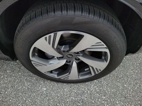 New 2025 Audi Q6 e-tron Premium image 29