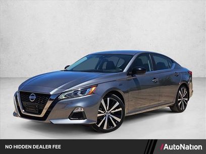 Used 2022 Nissan Altima 2.5 SR
