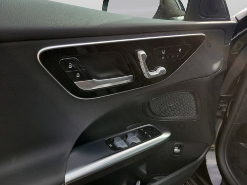 Certified 2025 Mercedes-Benz C 300 C 300 image 13