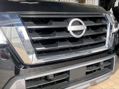 Used 2024 Nissan Armada SV AWD/4WD image 25