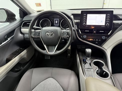Used 2023 Toyota Camry LE image 31