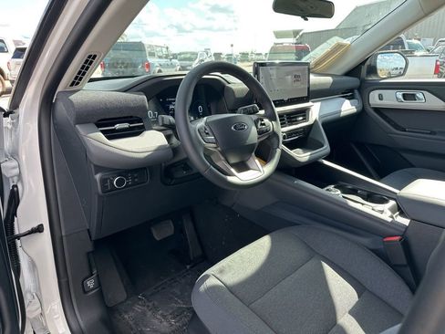 Used 2026 Ford Explorer Active image 12