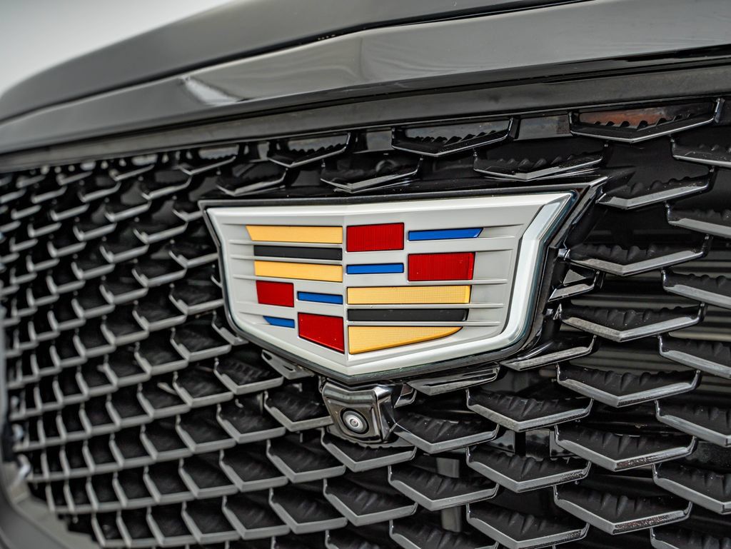 Used 2025 Cadillac Escalade V AWD/4WD image 13