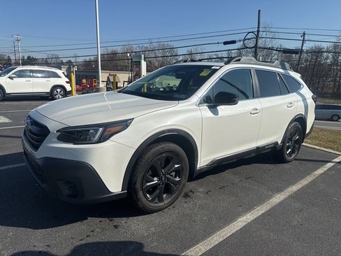 Used 2020 Subaru Outback Onyx Edition XT w/ Popular Package #2 image 1