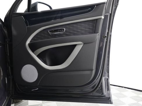 New 2026 Bentley Bentayga Speed image 29