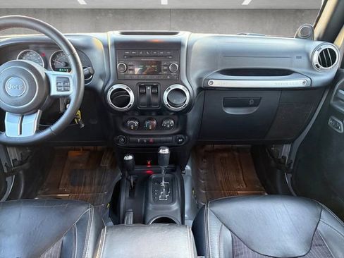 Used 2014 Jeep Wrangler Sport image 3